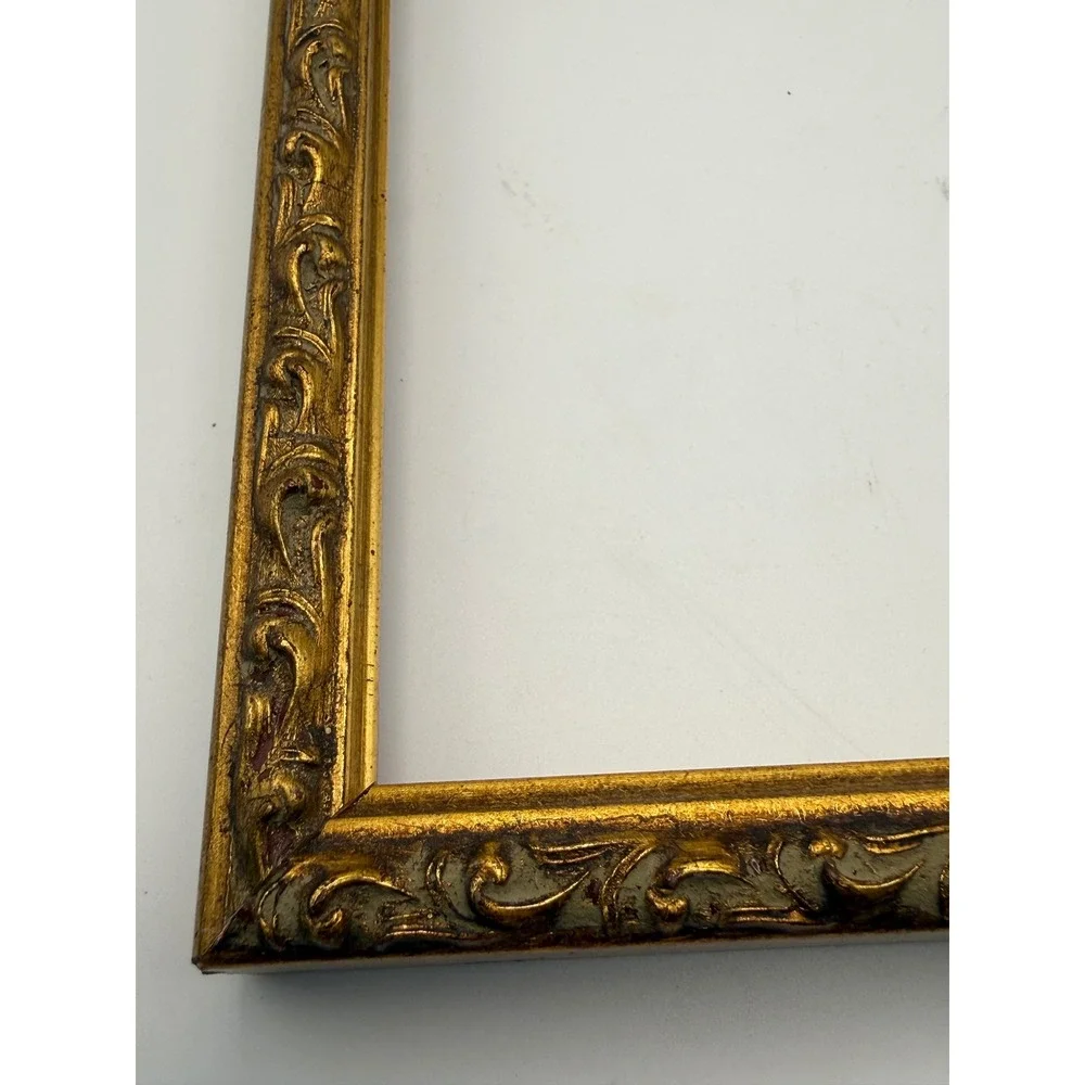 Vintage Ornate Gold Gilt Wood Picture‎ Frame Scroll Relief Open Frame 8x10